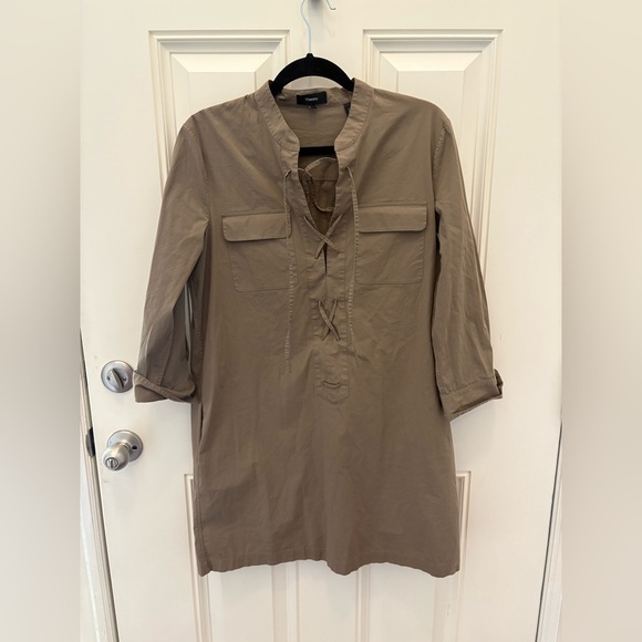 Theory Jullitah Light Poplin Dress in Size 8 - Picture 2 of 9